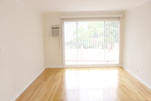 1229 N Spaulding Ave - Photo 2 of 6