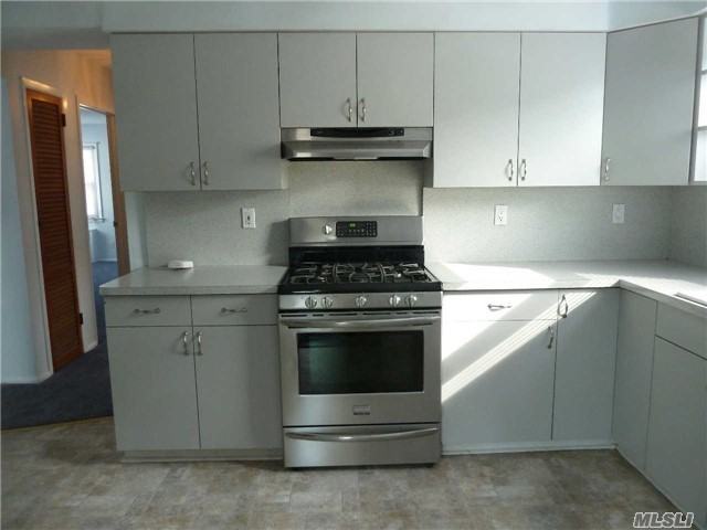 1767 Broadway - Photo 3 of 9