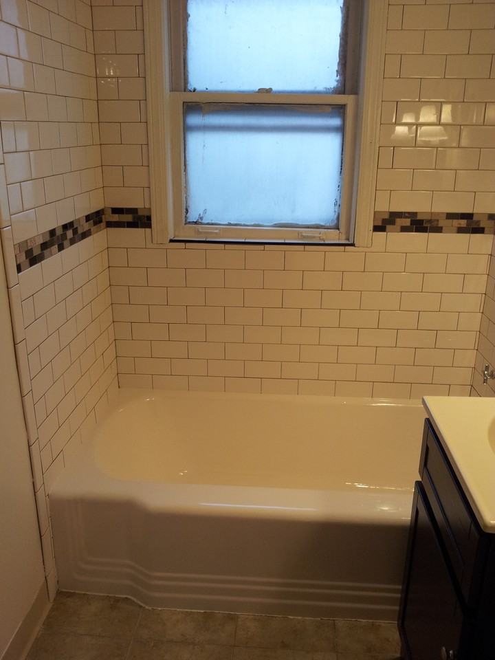 1035 Linden Ave - Photo 2 of 5