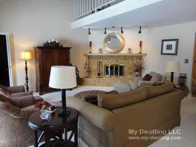 10039 Kirkland Ct - Photo 2 of 20