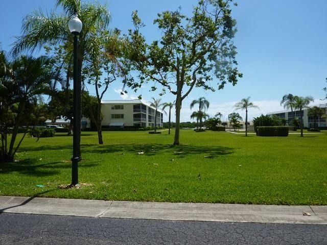 100 Waterway Road A302 - Photo 2 of 5