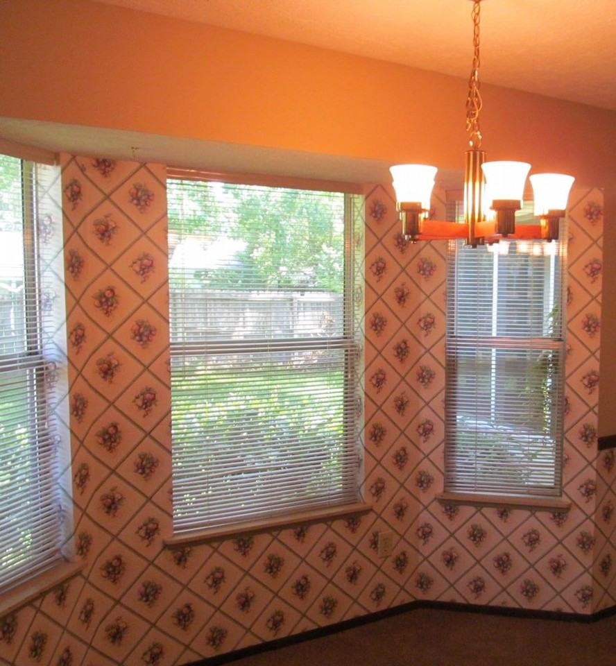 610 Sparrow St - Photo 3 of 5