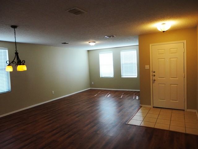 500 Rocky Springs Dr - Photo 2 of 18