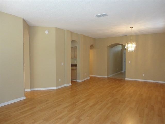 625 Buckingham Dr - Photo 2 of 13