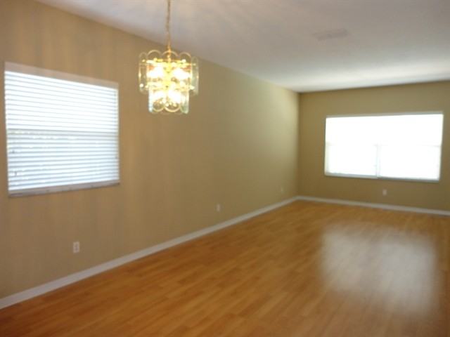 625 Buckingham Dr - Photo 3 of 13