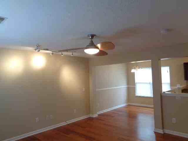 4568 Hawthorn Dr - Photo 2 of 11