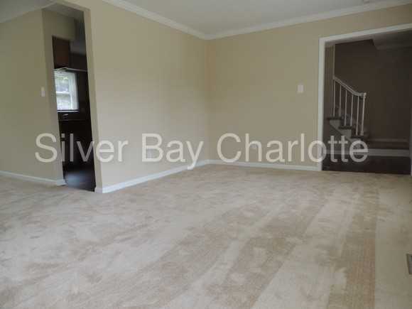 6311 Coach Hill Ln - Photo 3 of 7