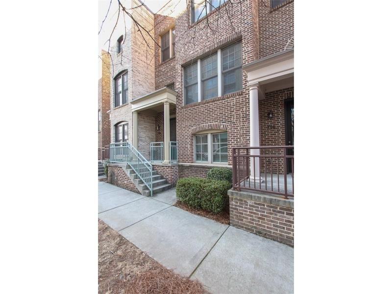 724 Cosmopolitan Dr NE #724 - Photo 2 of 24