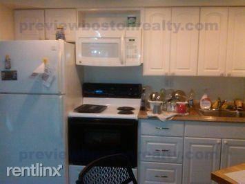 5 Bartlett Crescent #1SJ