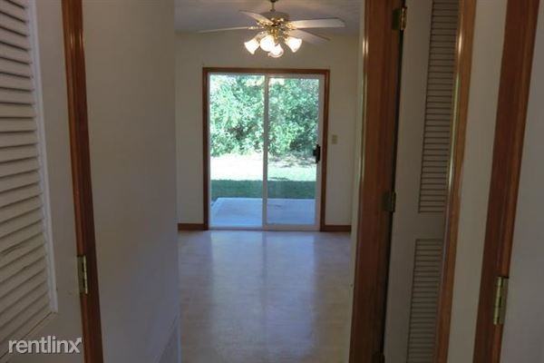 755 Village Dr - Photo 2 of 9