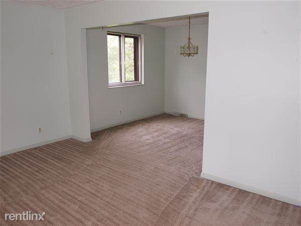 2829 Westonridge Dr - Photo 3 of 4