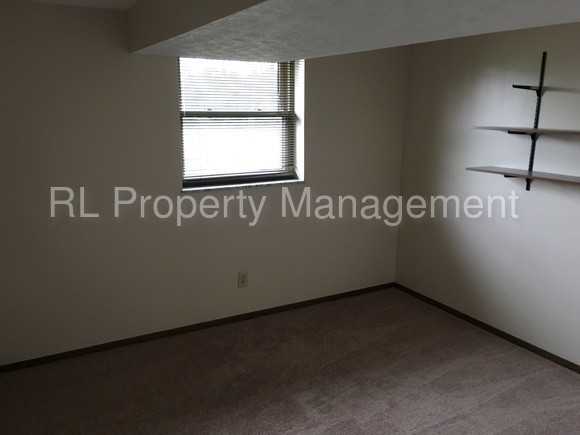 5193 Taylor Ln Ave - Photo 2 of 9