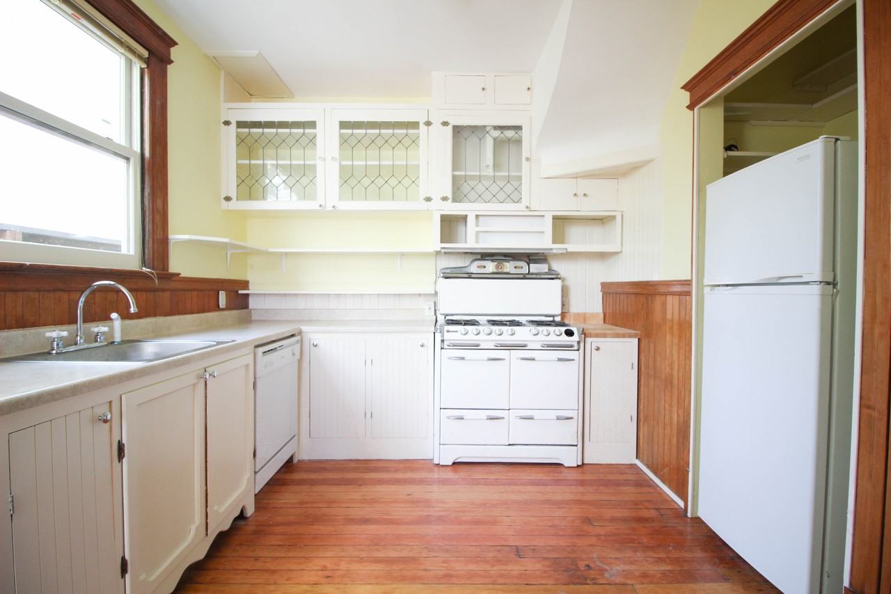 3801 21st Street - Photo 2 of 10