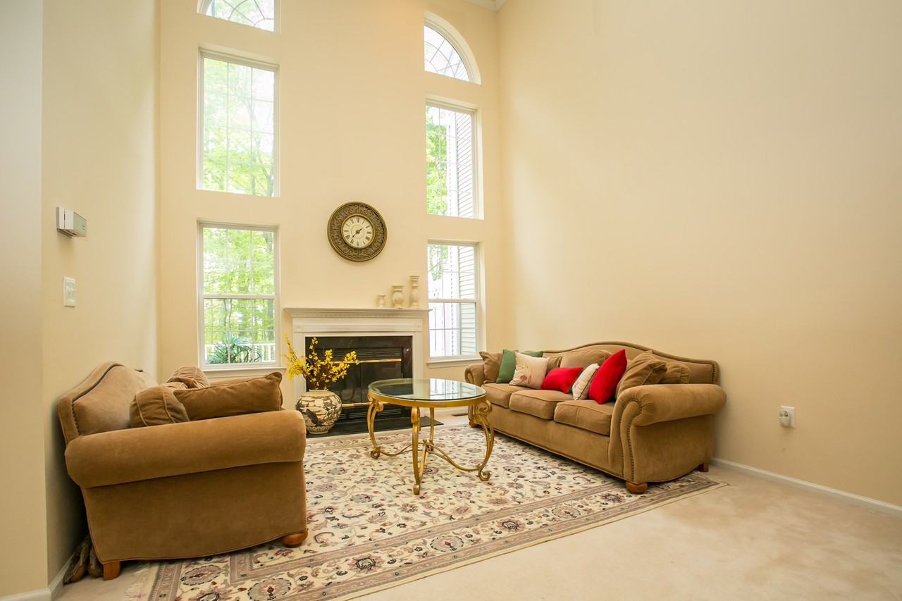12 Constitution Way - Photo 2 of 18