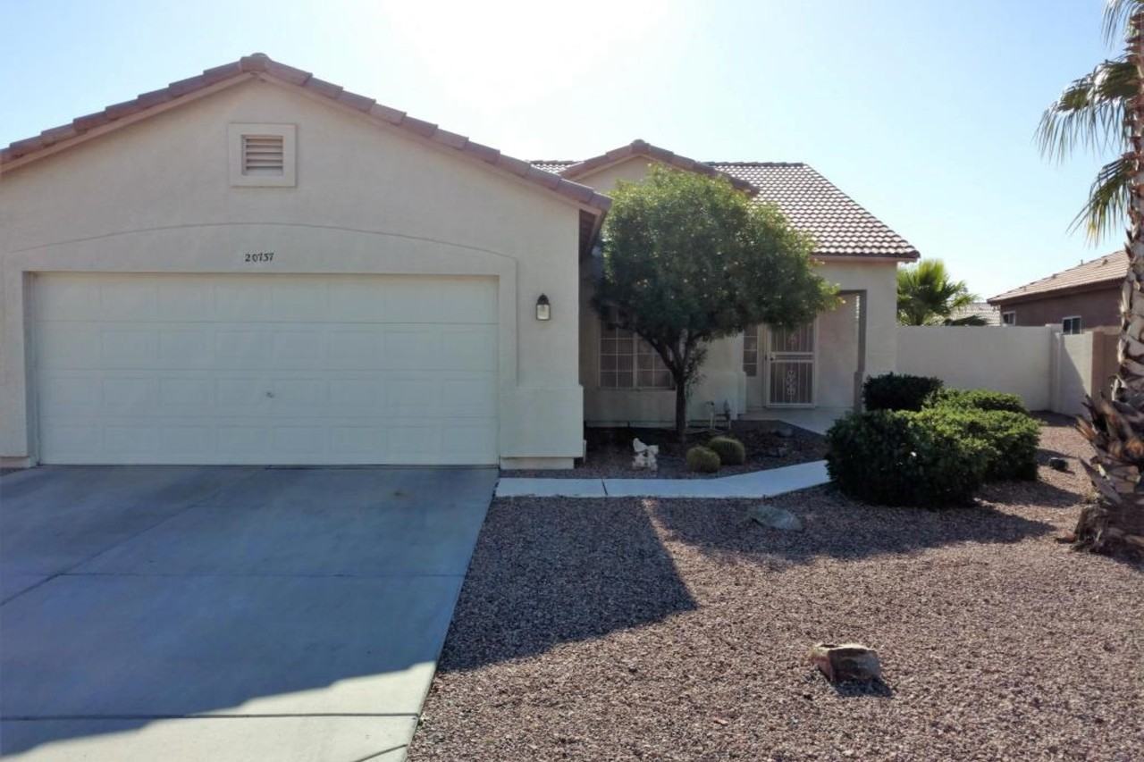 20737 N 104th Ln - Photo 2 of 21