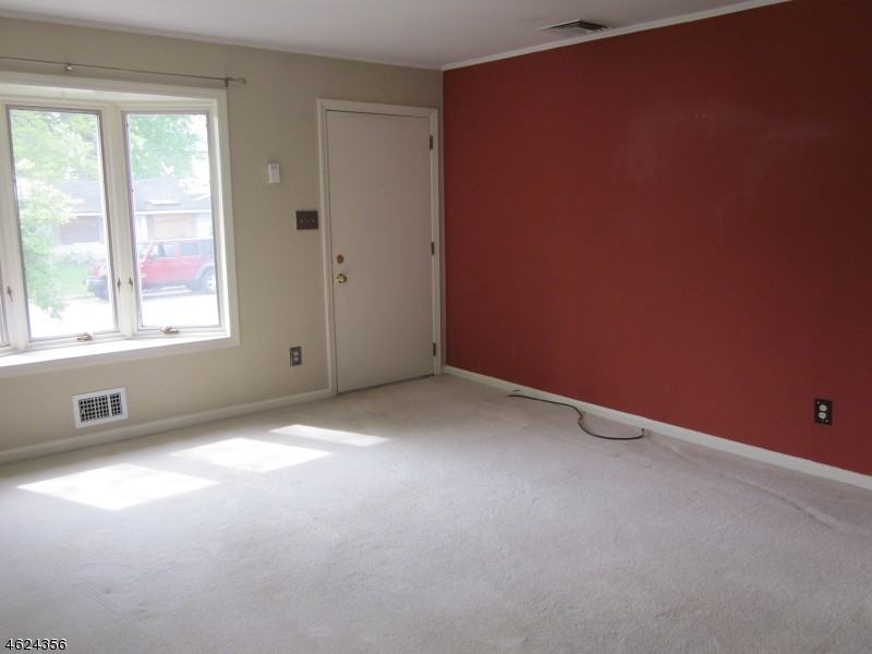 20 Cherokee Ave - Photo 2 of 12