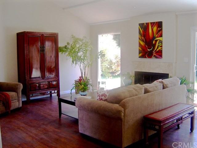 4246 Levelside Ave - Photo 2 of 6