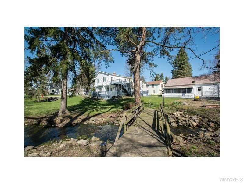 4855 East Ave - Photo 3 of 6