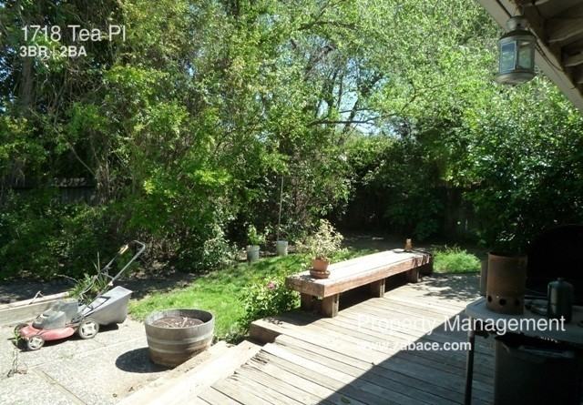 1718 Tea Pl - Photo 2 of 5