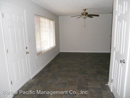 1454 3rd St - Photo 3 of 9