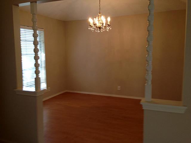 913 Pebblebrook Dr - Photo 3 of 22