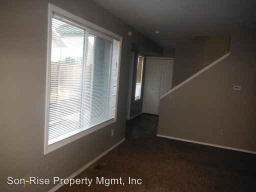 2122 Michigan St - Photo 3 of 12