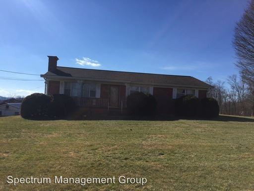 405 Greenbriar Rd - Photo 3 of 18