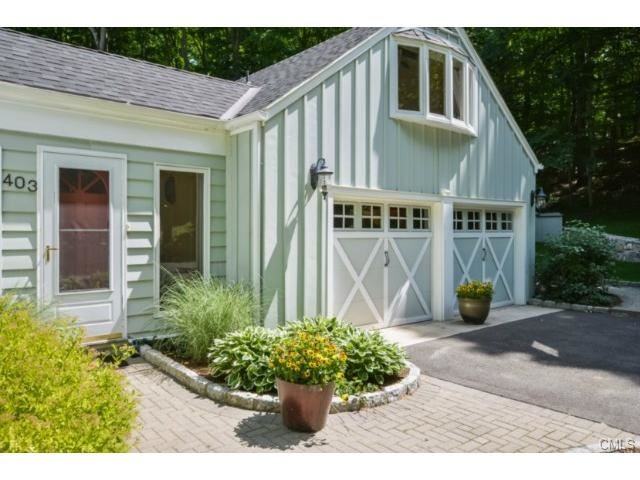 403 Newtown Turnpike - Photo 2 of 25