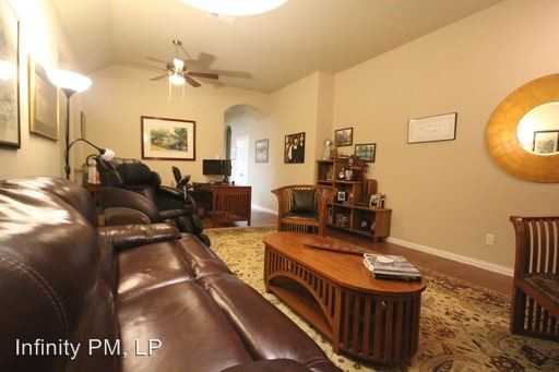 7200 Middleburg Dr - Photo 2 of 14