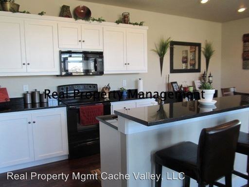 2395 Nibley Rd - Photo 3 of 11