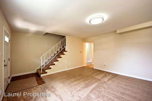 5128 Clacton Ave #13 - Photo 3 of 24