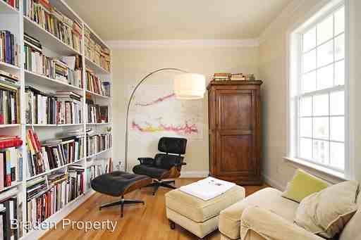 1116 St Charles Ave - Photo 3 of 20