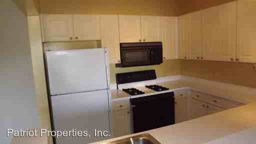 20285 Beechwood Terrace #303 - Photo 2 of 7