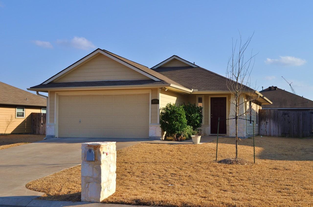 1000 Windmeadows Dr - Photo 2 of 13