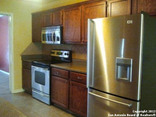 15127 Elkton Dr - Photo 2 of 21