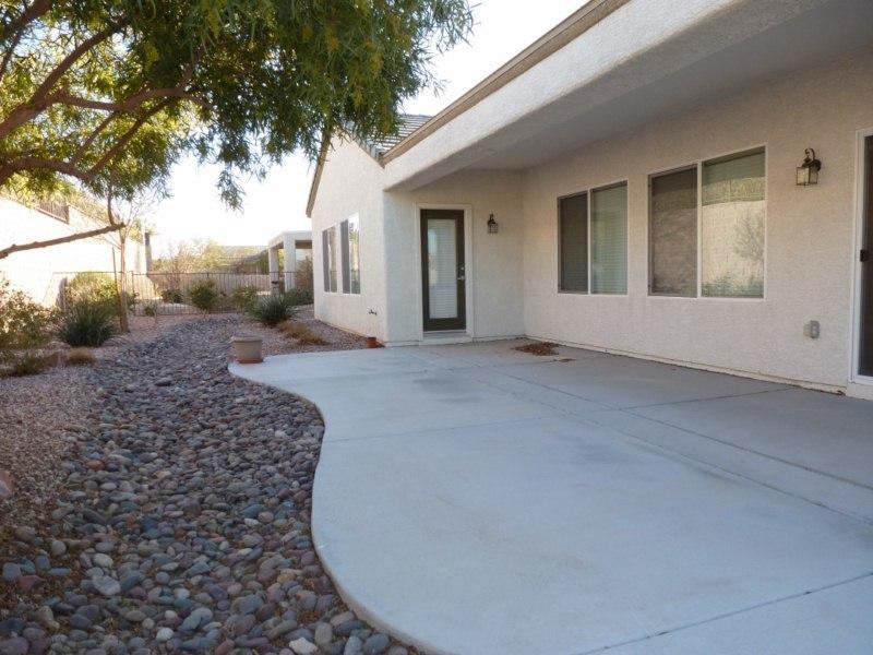 2074 Cotton Valley St - Photo 3 of 9