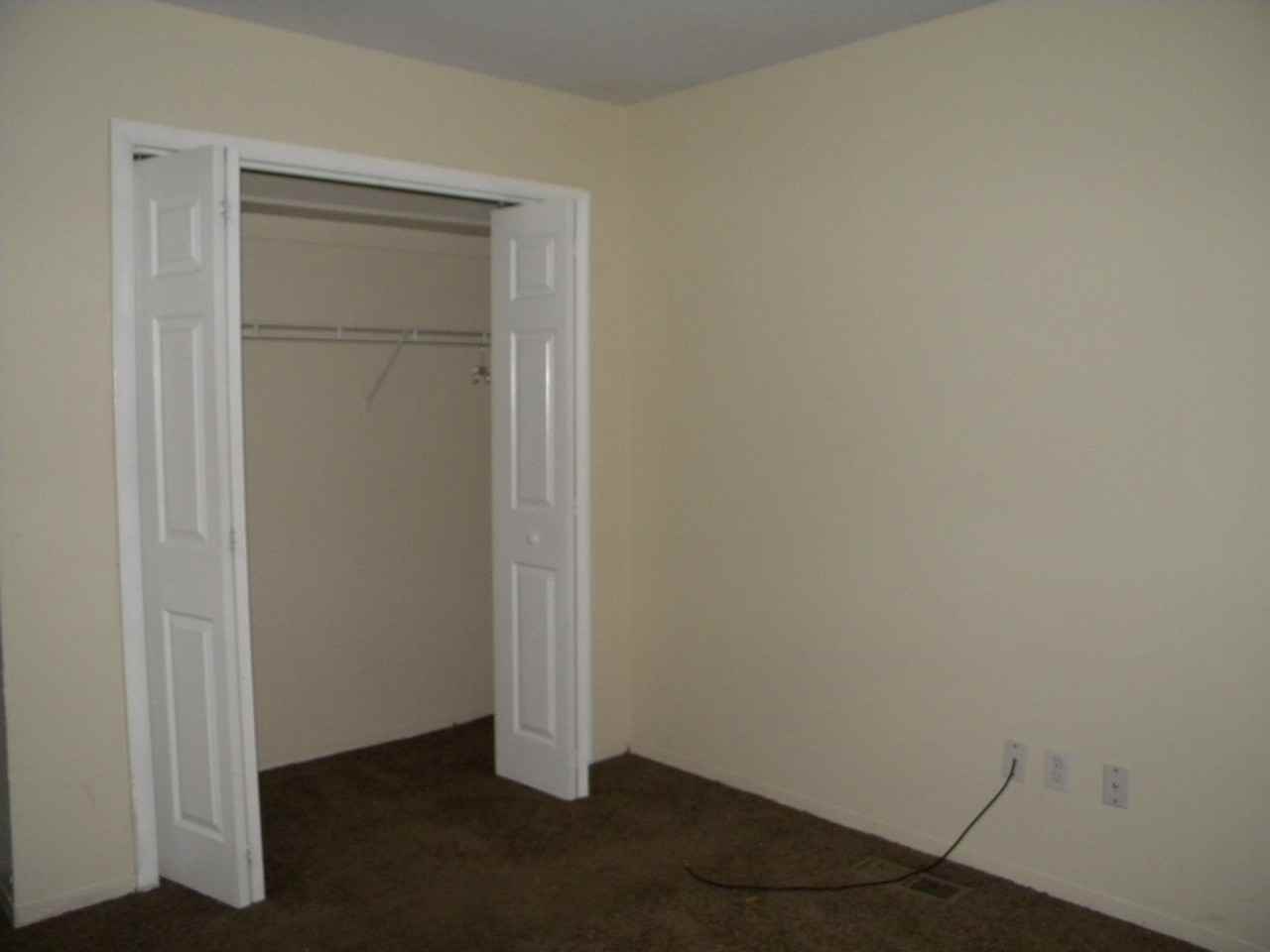1150 George St - Photo 3 of 4