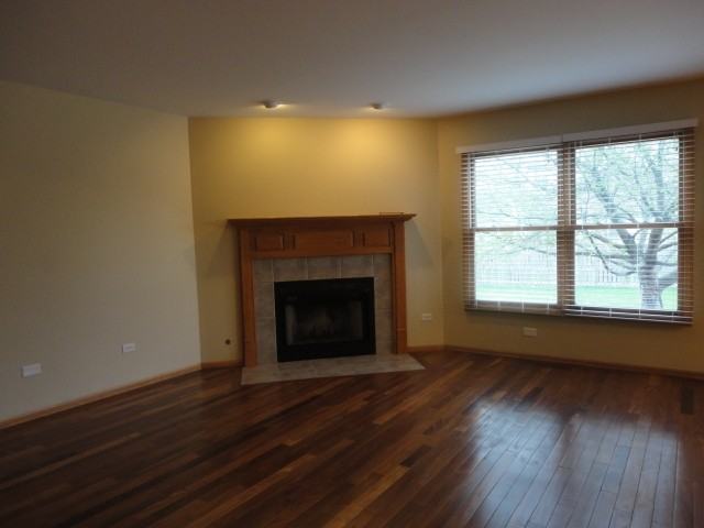 302 Thames Dr - Photo 2 of 11