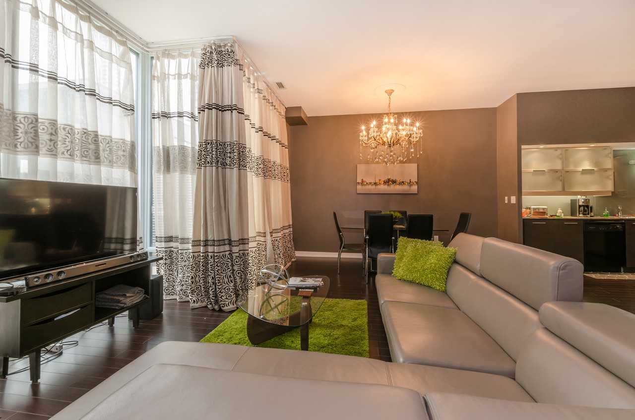 16 Telegram Mews - Photo 2 of 10