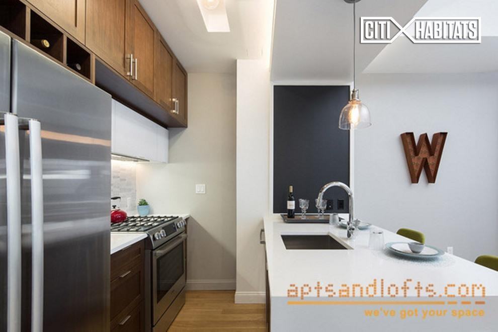 42 Maspeth Ave #1B - Photo 3 of 11