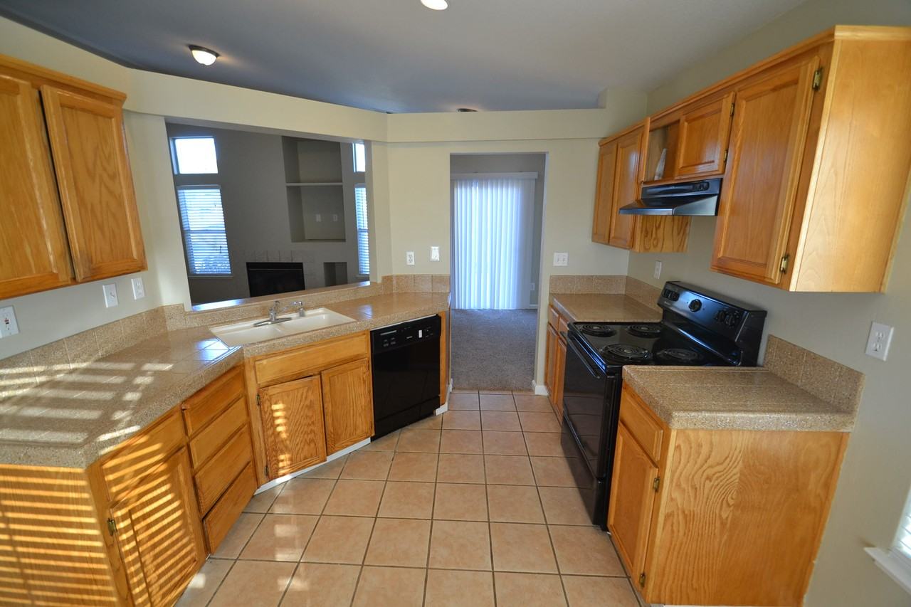 2110 Megan Dr - Photo 2 of 11