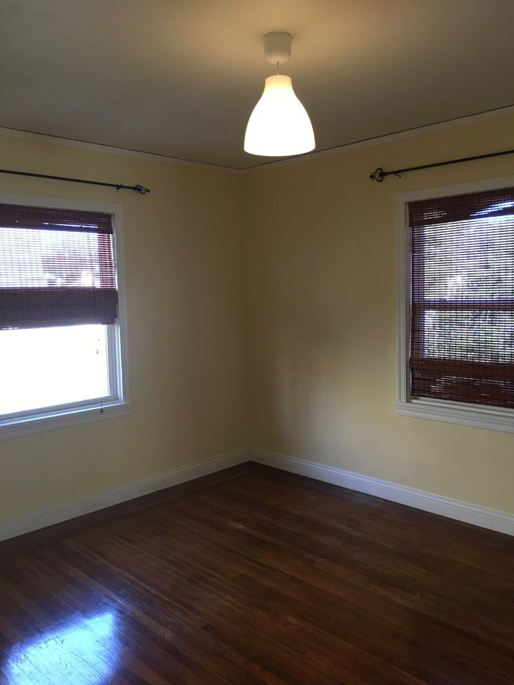 5826 Fleming Avenue - Photo 2 of 13