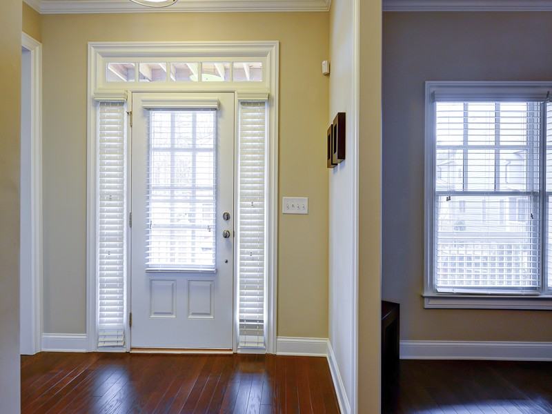 1316 Dupont Commons Cir NW - Photo 3 of 25