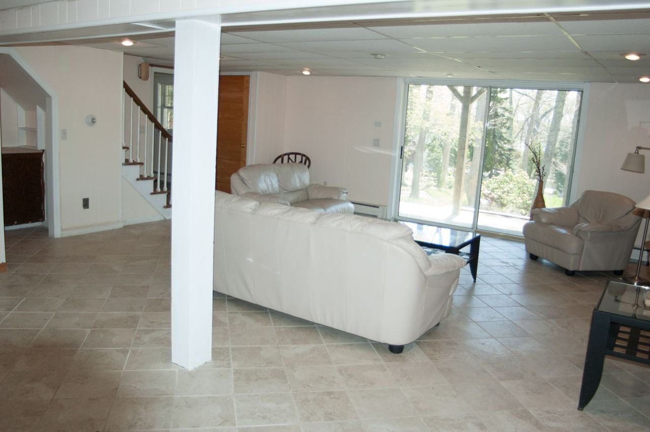 400 Little Peconic Bay Rd - Photo 2 of 6