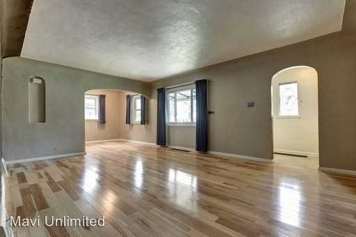 2420 Ingalls St - Photo 2 of 12