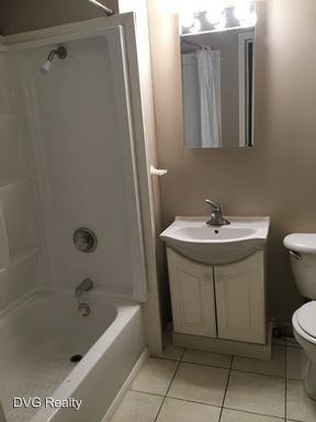 835 B St - Photo 2 of 9