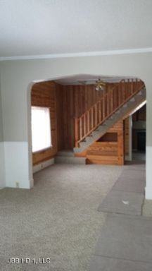 706 N Boundary Ave - Photo 3 of 6