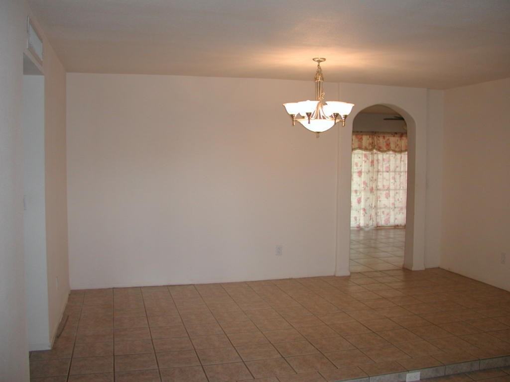 854 W Kiowa Ave - Photo 3 of 7