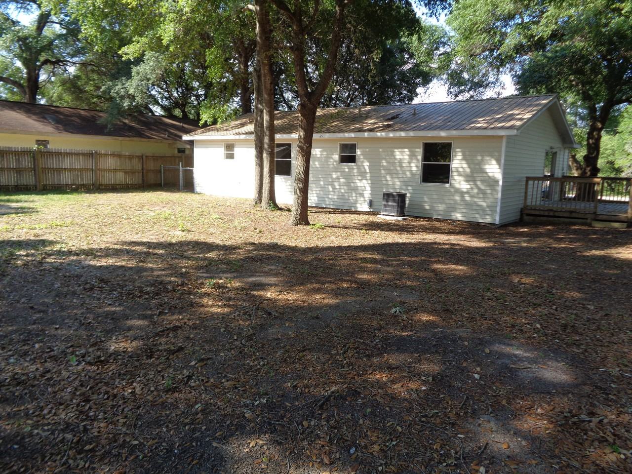 16188 SE 17th St - Photo 3 of 12