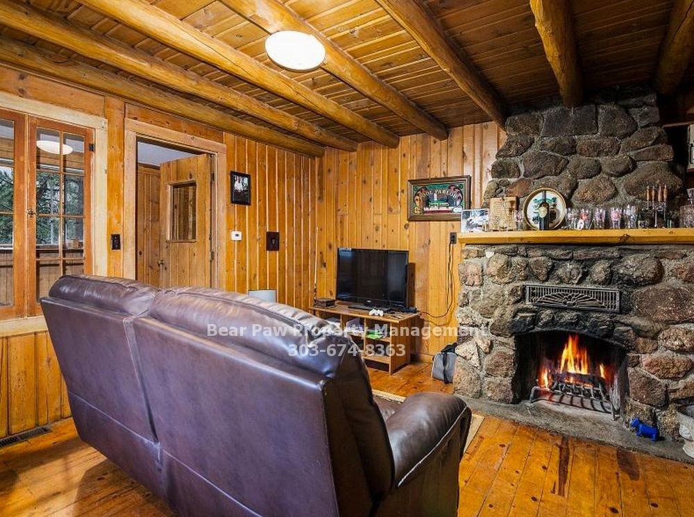 6533 S Brook Forest Rd - Photo 2 of 5